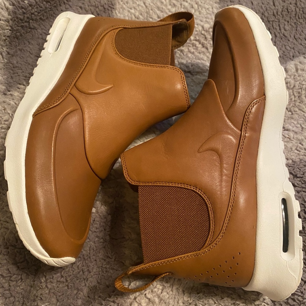 Nike Air Max Thea Mid
